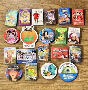 Lot Of 20 Disney Pinback Buttons Movie Pins Ads Anastasia Monsters Mighty Duck +